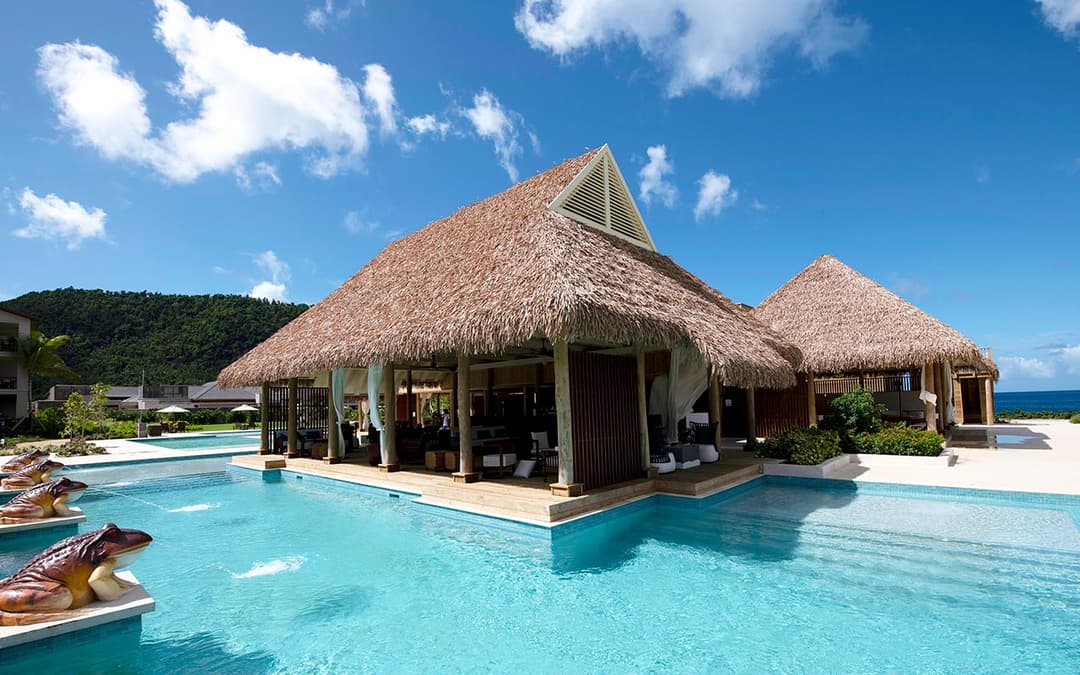 Cape Reed - Premium Sustainable Thatch & Timber Construction