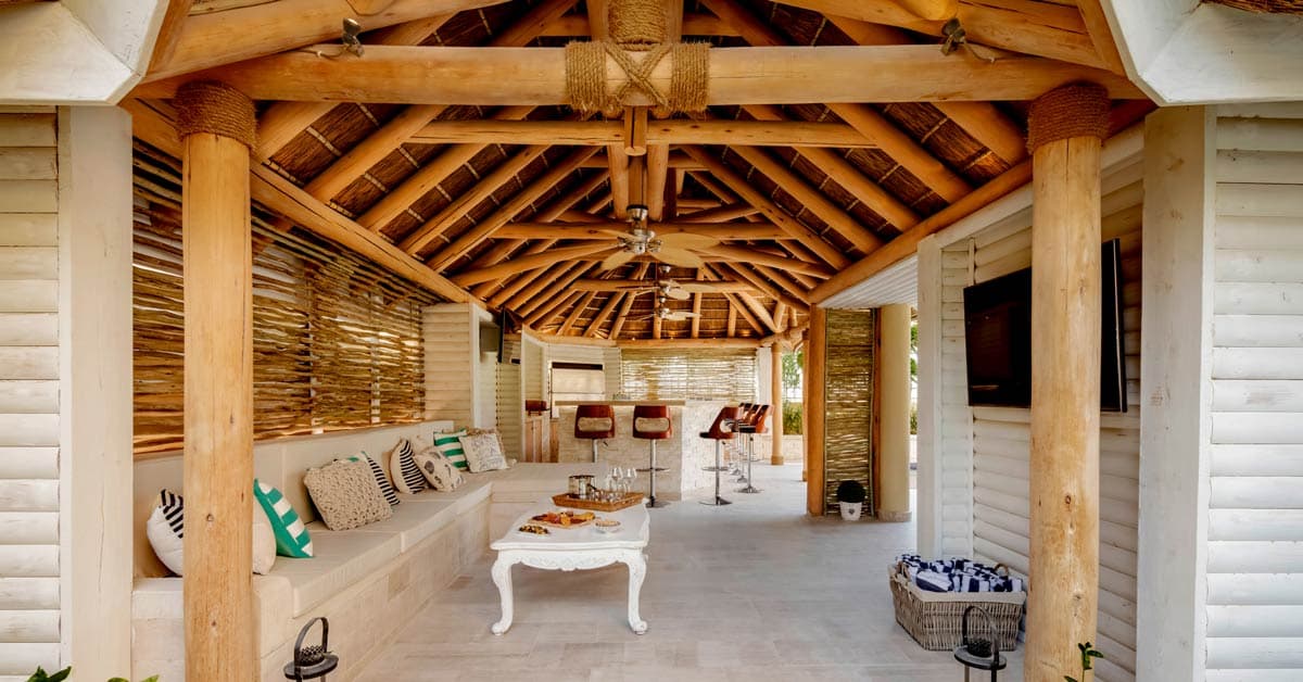 How To Create The Ultimate Outdoor Kitchen