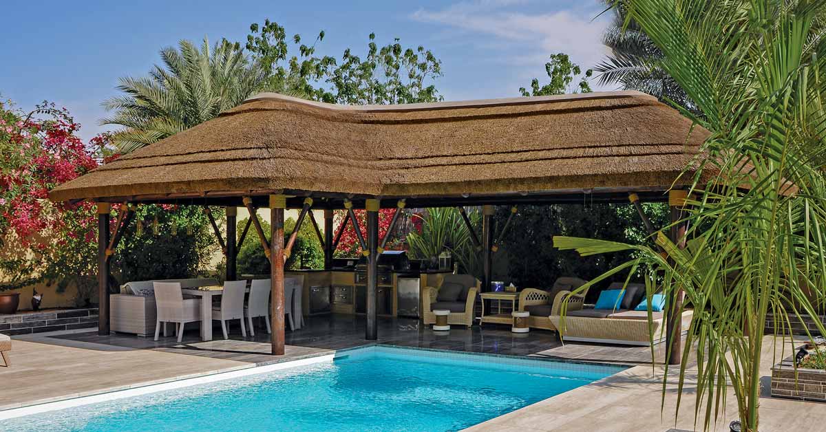 15 Customized Outdoor Kitchens to Spice Up Your Life